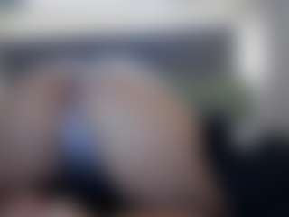 Hotpinkcheeto's Live Sex Cam Show