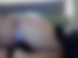 Hotpinkcheeto's Live Sex Cam Show