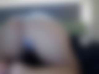 Hotpinkcheeto's Live Sex Cam Show