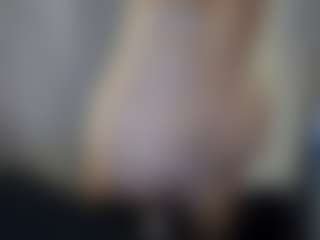 Hotpinkcheeto's Live Sex Cam Show