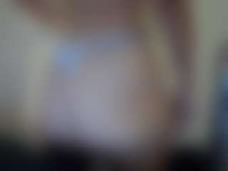 Hotpinkcheeto's Live Sex Cam Show