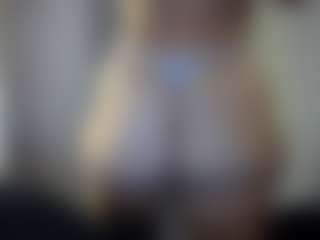 Hotpinkcheeto's Live Sex Cam Show