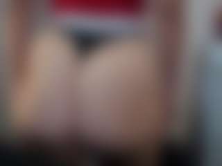 Hotpinkcheeto's Live Sex Cam Show