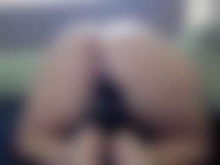 Hotpinkcheeto's Live Sex Cam Show