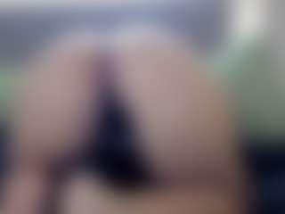 Hotpinkcheeto's Live Sex Cam Show