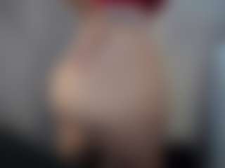 Hotpinkcheeto's Live Sex Cam Show