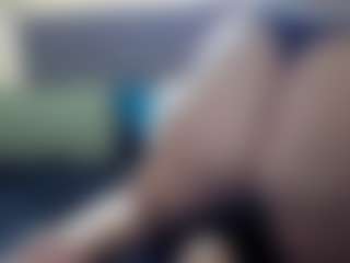 Live cam show with Hotpinkcheeto - Brown Eyes on Camsoda