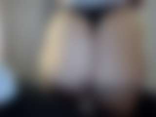 Hotpinkcheeto's Live Sex Cam Show