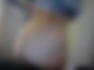 Hotpinkcheeto's Live Sex Cam Show