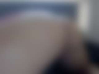 Hotpinkcheeto's Live Sex Cam Show