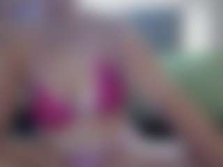Hotpinkcheeto's Live Sex Cam Show