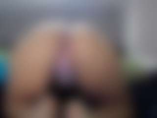 Hotpinkcheeto's Live Sex Cam Show