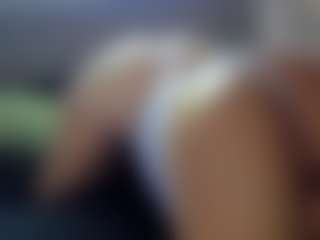 Hotpinkcheeto's Live Sex Cam Show