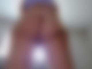 Hotpinkcheeto's Live Sex Cam Show