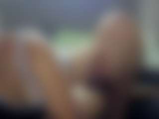 Hotpinkcheeto's Live Sex Cam Show