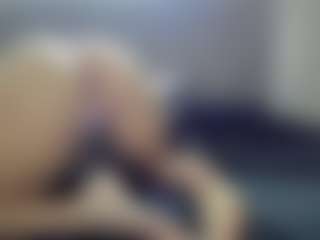 Hotpinkcheeto's Live Sex Cam Show