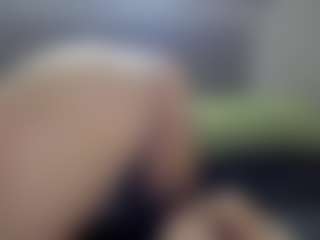 Hotpinkcheeto's Live Sex Cam Show