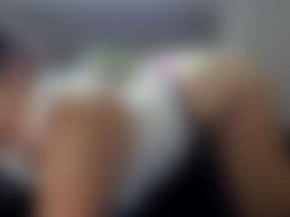 Hotpinkcheeto's Live Sex Cam Show