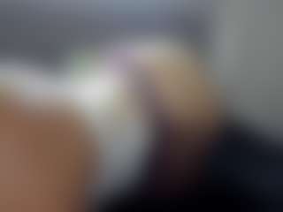 Hotpinkcheeto's Live Sex Cam Show