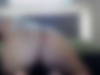 Live cam show with Hotpinkcheeto - Interracial on xfollow cams