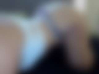 Hotpinkcheeto's Live Sex Cam Show