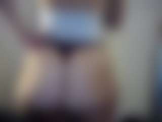 Hotpinkcheeto's Live Sex Cam Show