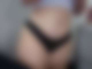 Hotpinkcheeto's Live Sex Cam Show