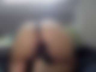 Hotpinkcheeto's Live Sex Cam Show