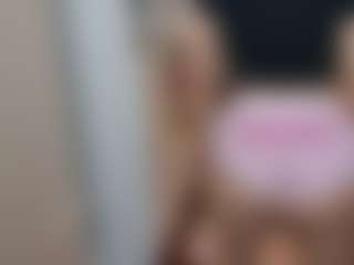 Hotpinkcheeto's Live Sex Cam Show