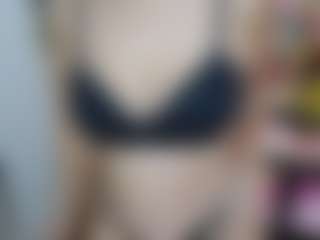 Live cam show with Hotpinkcheeto - Rough on Cam Slut