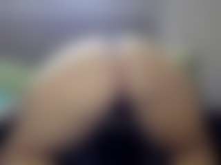 Hotpinkcheeto's Live Sex Cam Show