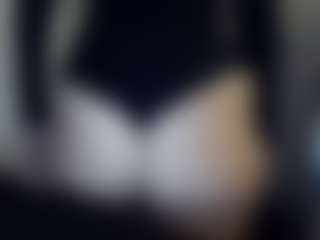 Hotpinkcheeto's Live Sex Cam Show