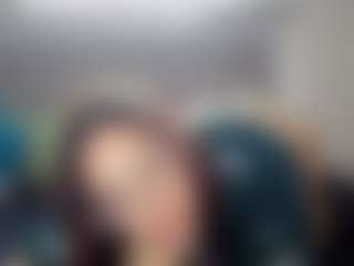 Hotpinkcheeto's Live Sex Cam Show