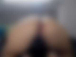 Hotpinkcheeto's Live Sex Cam Show