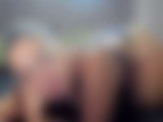 Hotpinkcheeto's Live Sex Cam Show