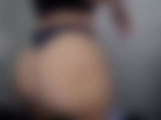 Hotpinkcheeto's Live Sex Cam Show
