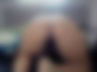Hotpinkcheeto's Live Sex Cam Show