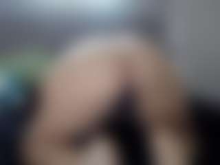 Hotpinkcheeto's Live Sex Cam Show