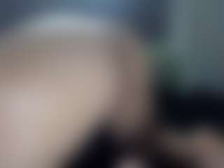 Hotpinkcheeto's Live Sex Cam Show