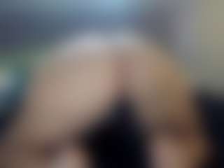Hotpinkcheeto's Live Sex Cam Show