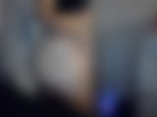 Hotpinkcheeto's Live Sex Cam Show