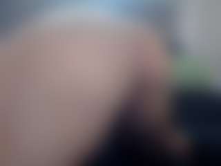 Hotpinkcheeto's Live Sex Cam Show