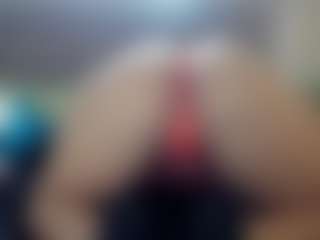 Hotpinkcheeto's Live Sex Cam Show