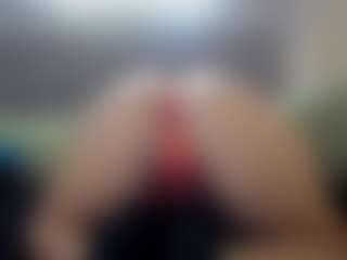 Hotpinkcheeto's Live Sex Cam Show