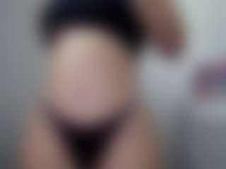 Hotpinkcheeto's Live Sex Cam Show