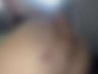 Hotpinkcheeto's Live Sex Cam Show
