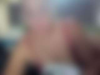 Hotpinkcheeto's Live Sex Cam Show