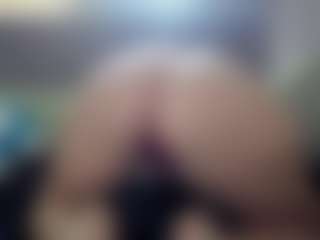 Hotpinkcheeto's Live Sex Cam Show