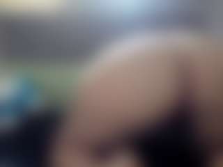 Hotpinkcheeto's Live Sex Cam Show