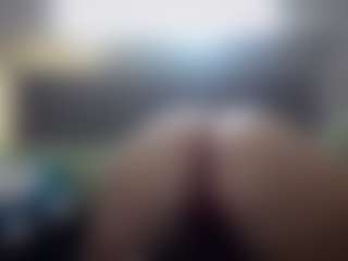 Hotpinkcheeto's Live Sex Cam Show